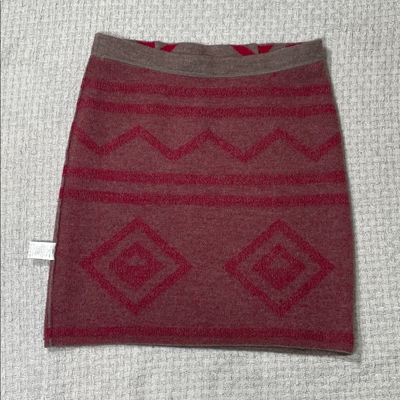 Toad & Co. Heartfelt Sweater Skirt Merino Wool Stripes & Diamonds Size Small - Picture 7 of 15